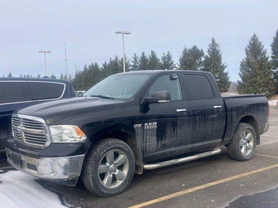 2015 RAM 1500 4X4 SLT 4DR Crew Cab 5.5 FT. SB Pickup