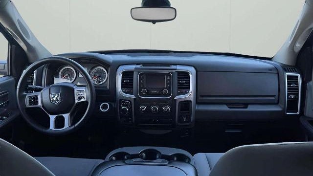 2023 Ram 1500 Classic SLT