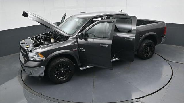 2018 Ram 1500 SLT
