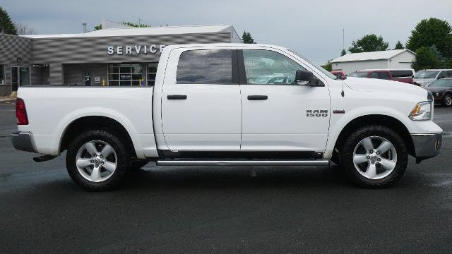 2018 Ram 1500 SLT