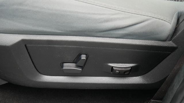 2018 Ram 1500 SLT