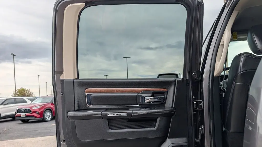 2018 Ram 1500 Laramie