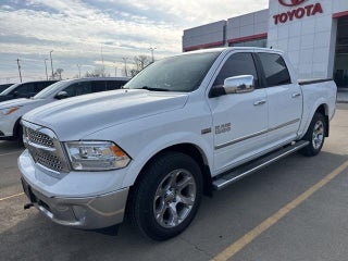 2015 Ram 1500 with Bright White Clearcoat Exterior