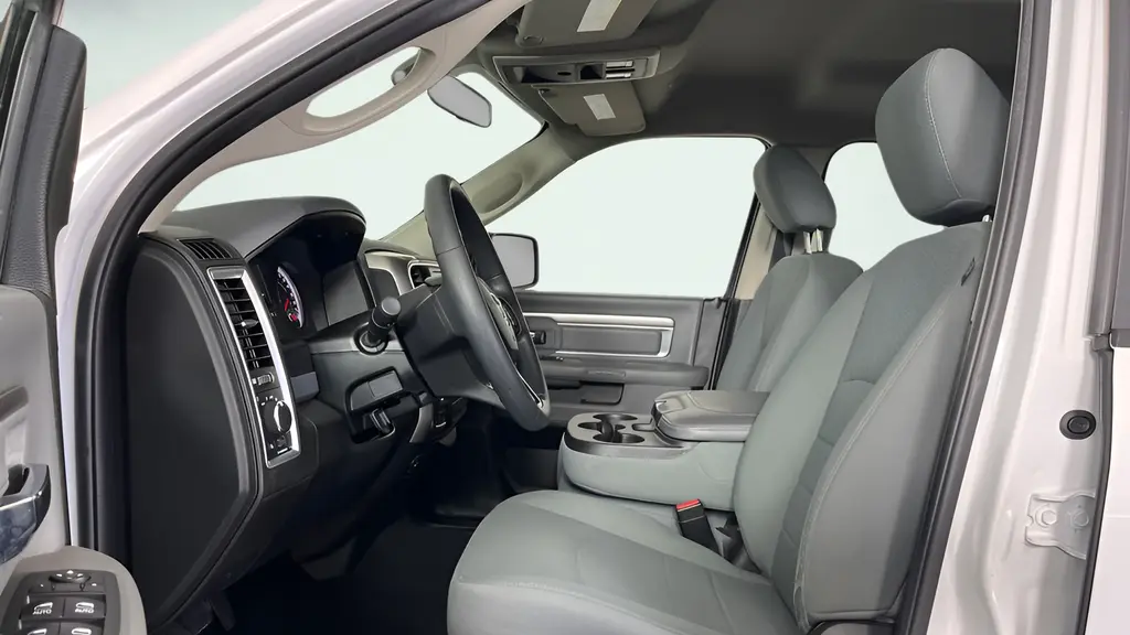 2019 Ram 1500 Classic SLT