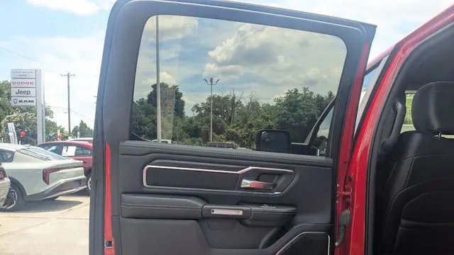 2024 Ram 1500 Laramie