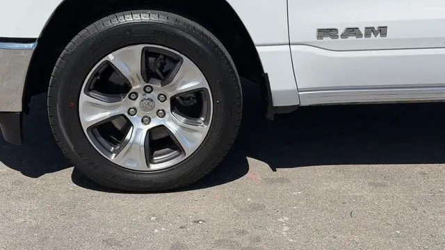 2024 Ram 1500 Laramie
