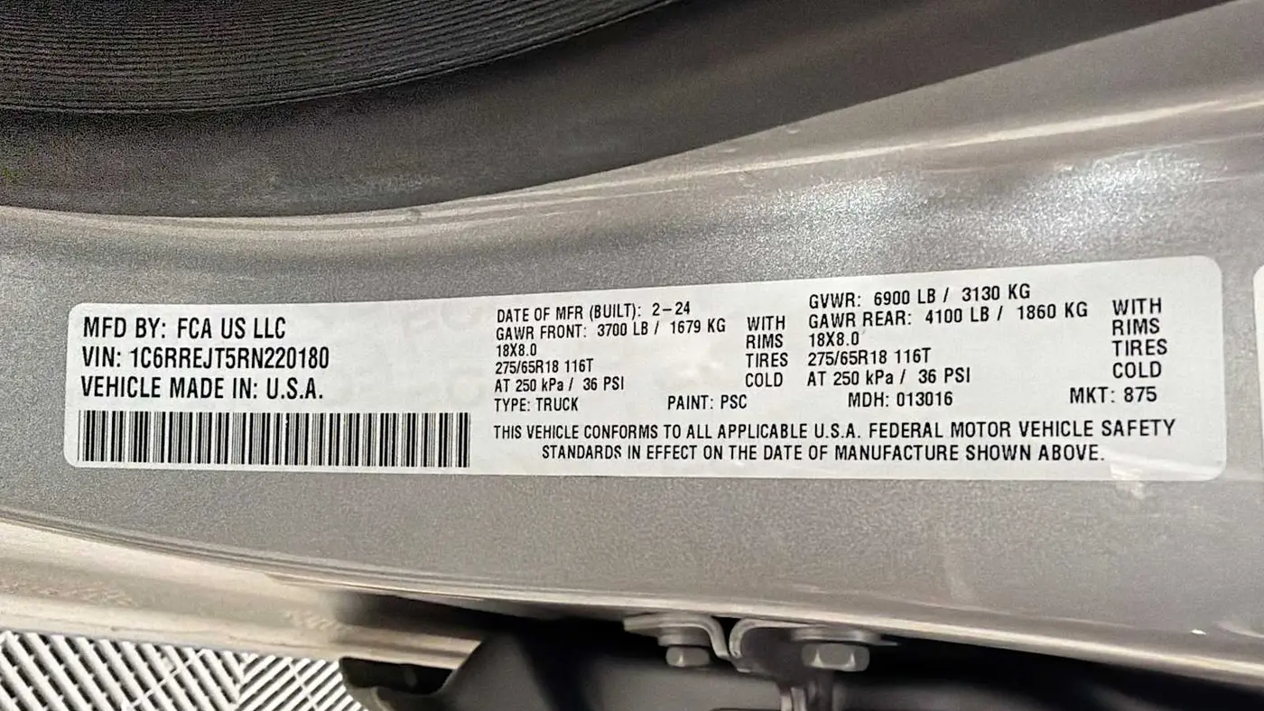 2024 Ram 1500 Laramie