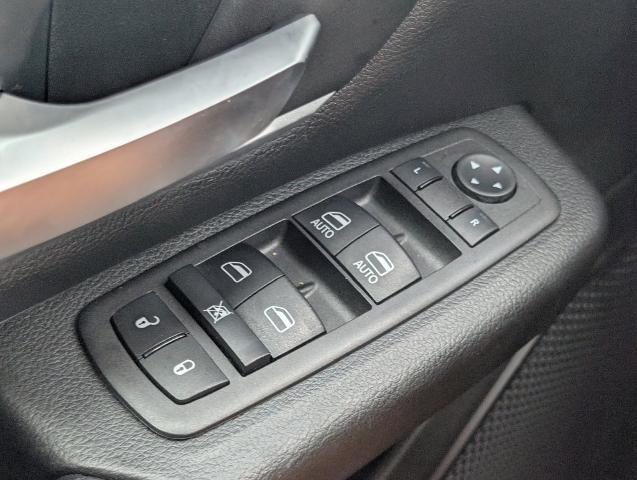 2023 Ram 1500 - $33,392