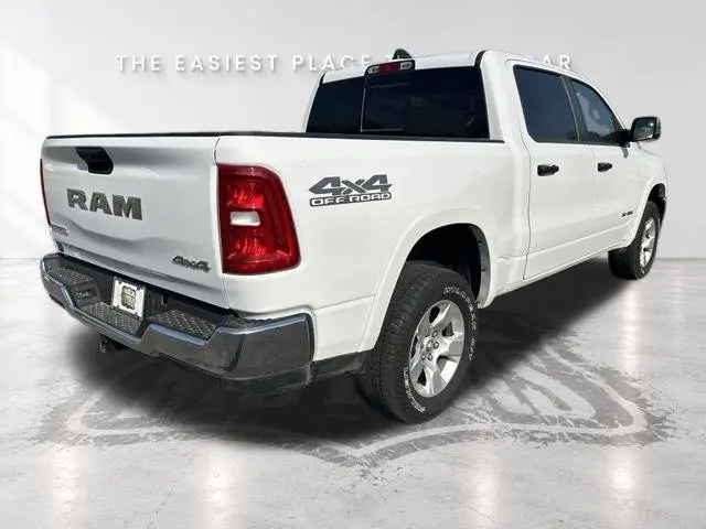 2025 Ram 1500 - $33,043