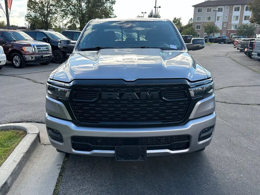 2025 Ram 1500 - $39,000