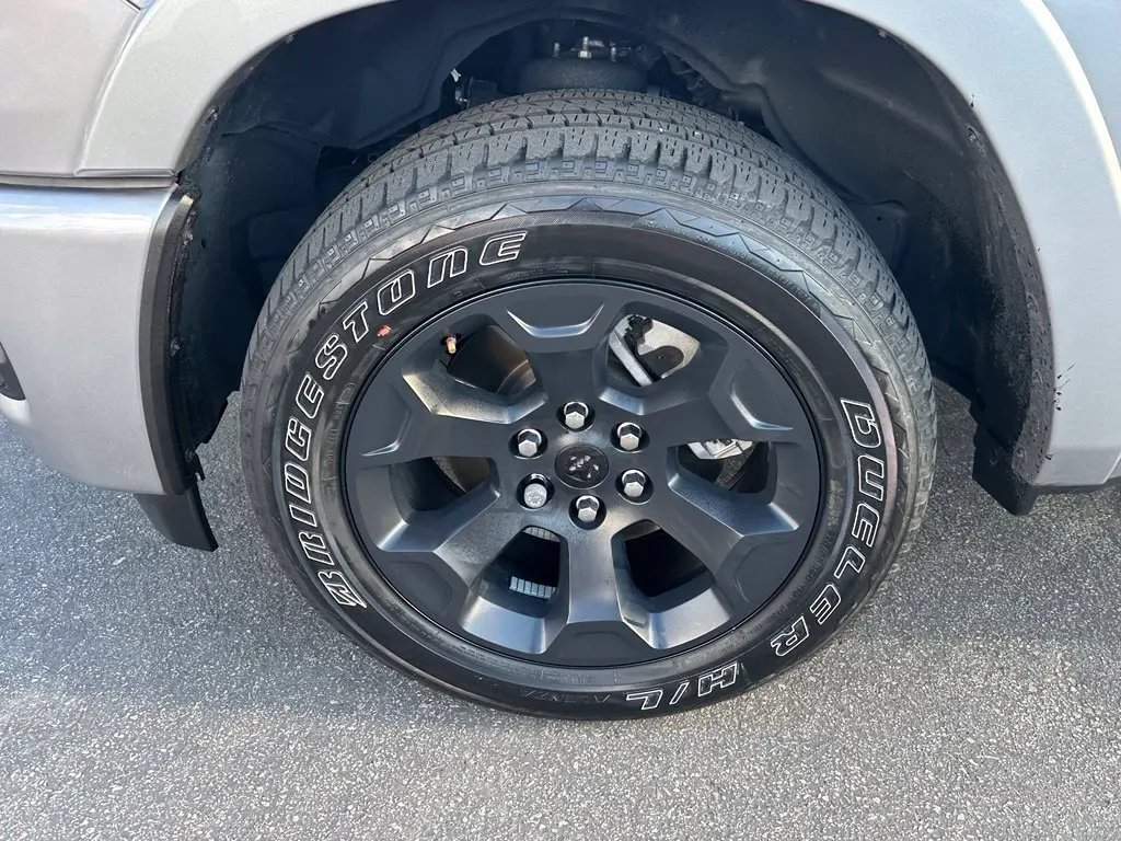 2025 Ram 1500 - $39,000