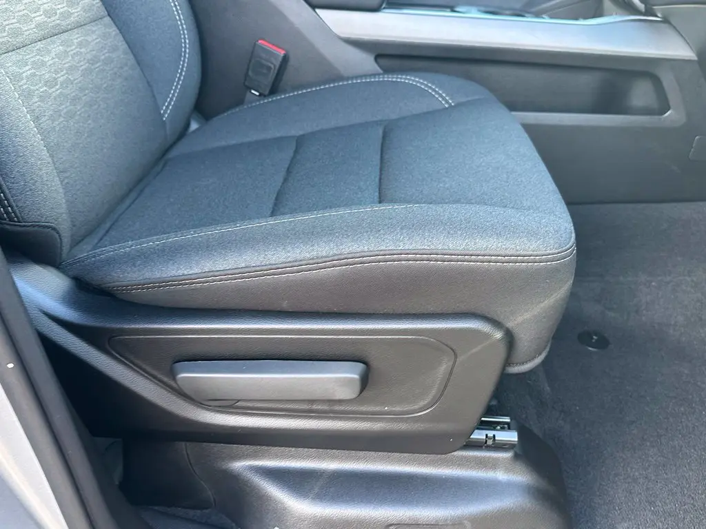 2025 Ram 1500 - $39,000