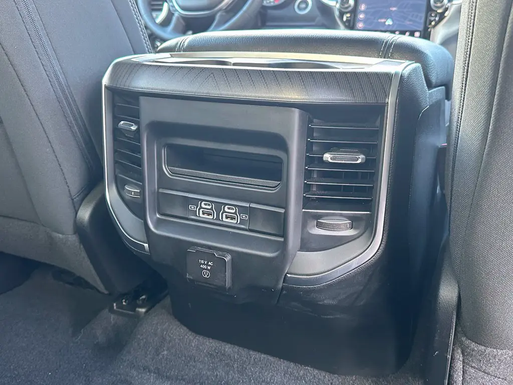 2025 Ram 1500 - $39,000