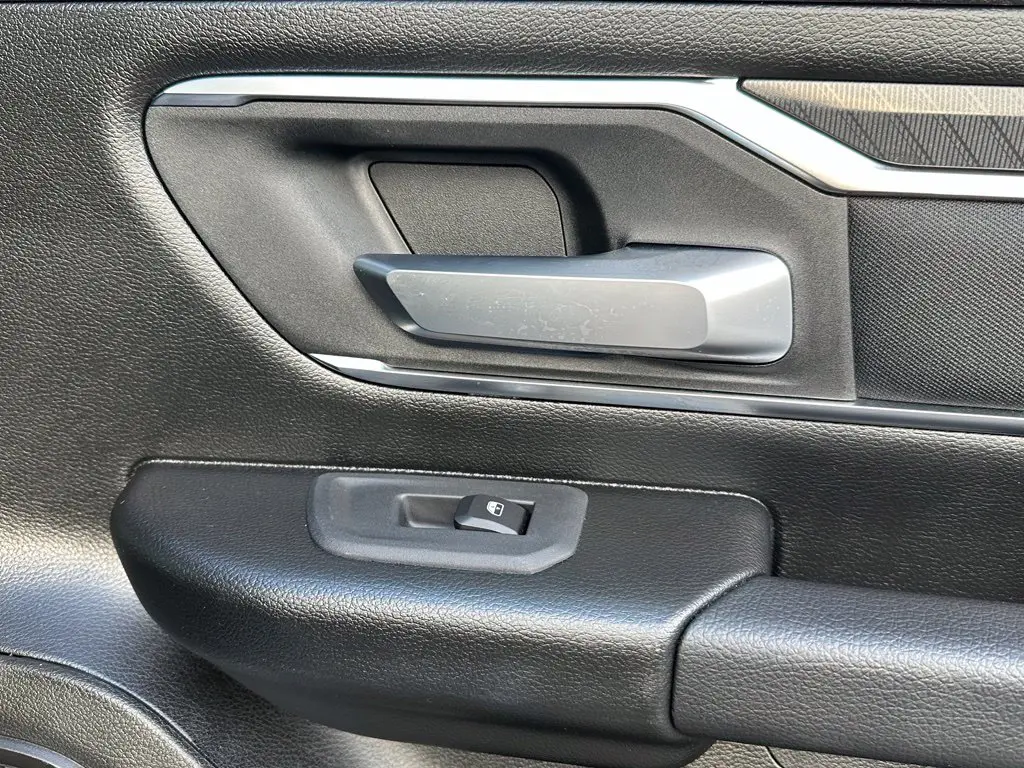 2025 Ram 1500 - $39,000