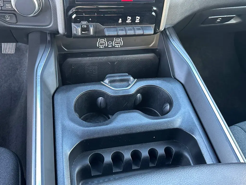 2025 Ram 1500 - $39,000