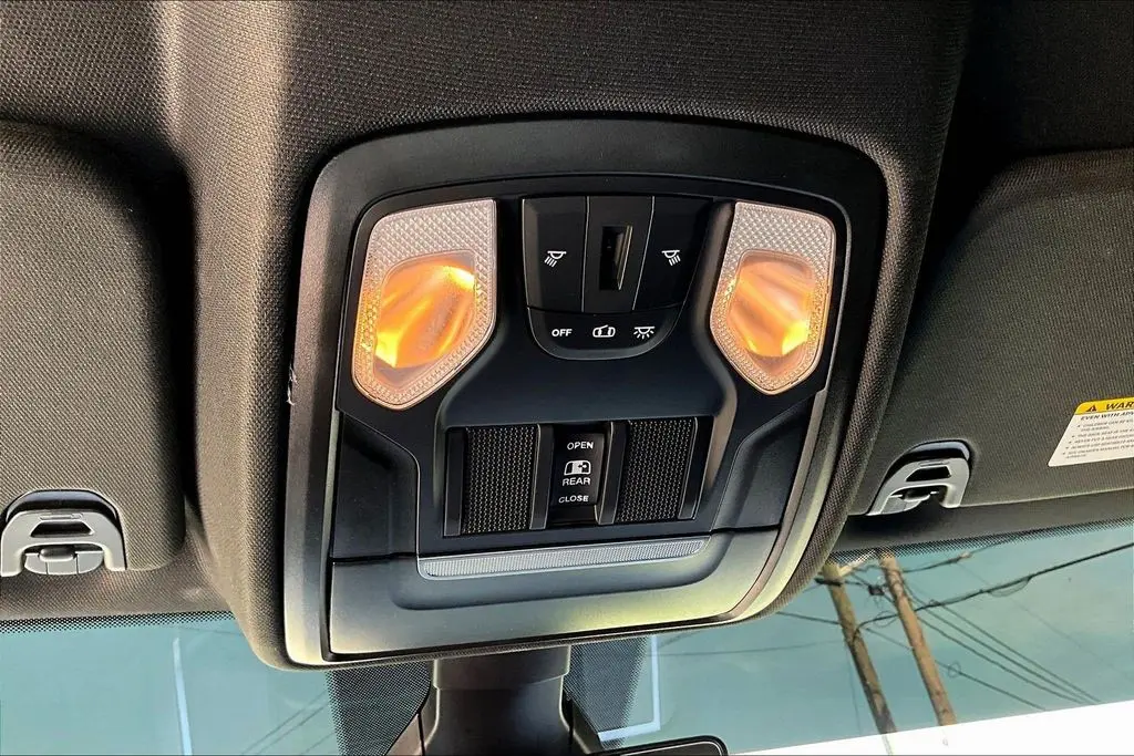 2022 Ram 1500 - $33,500