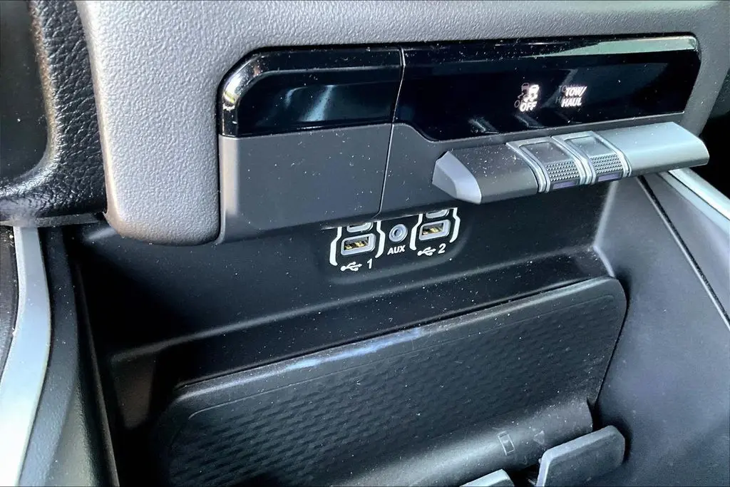 2022 Ram 1500 - $33,500
