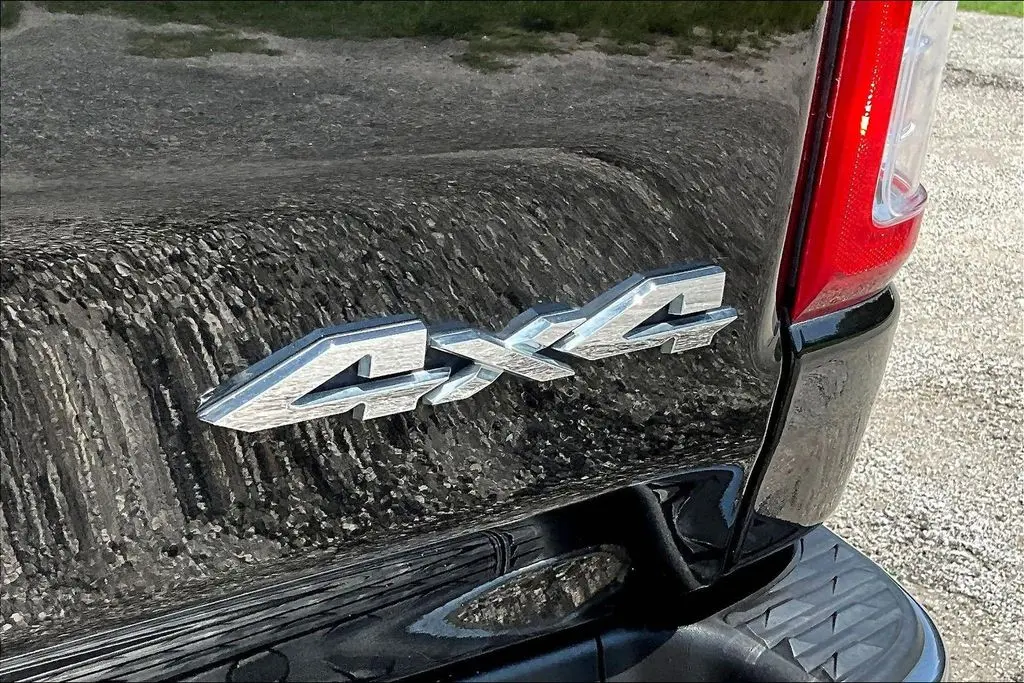 2022 Ram 1500 - $33,500