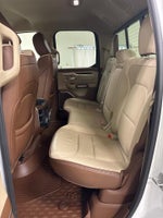 2021 1500 Thumbnail 23