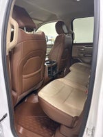 2021 1500 Thumbnail 24