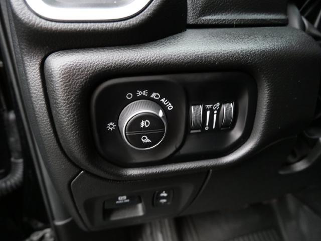 2025 Ram 1500 - $39,393