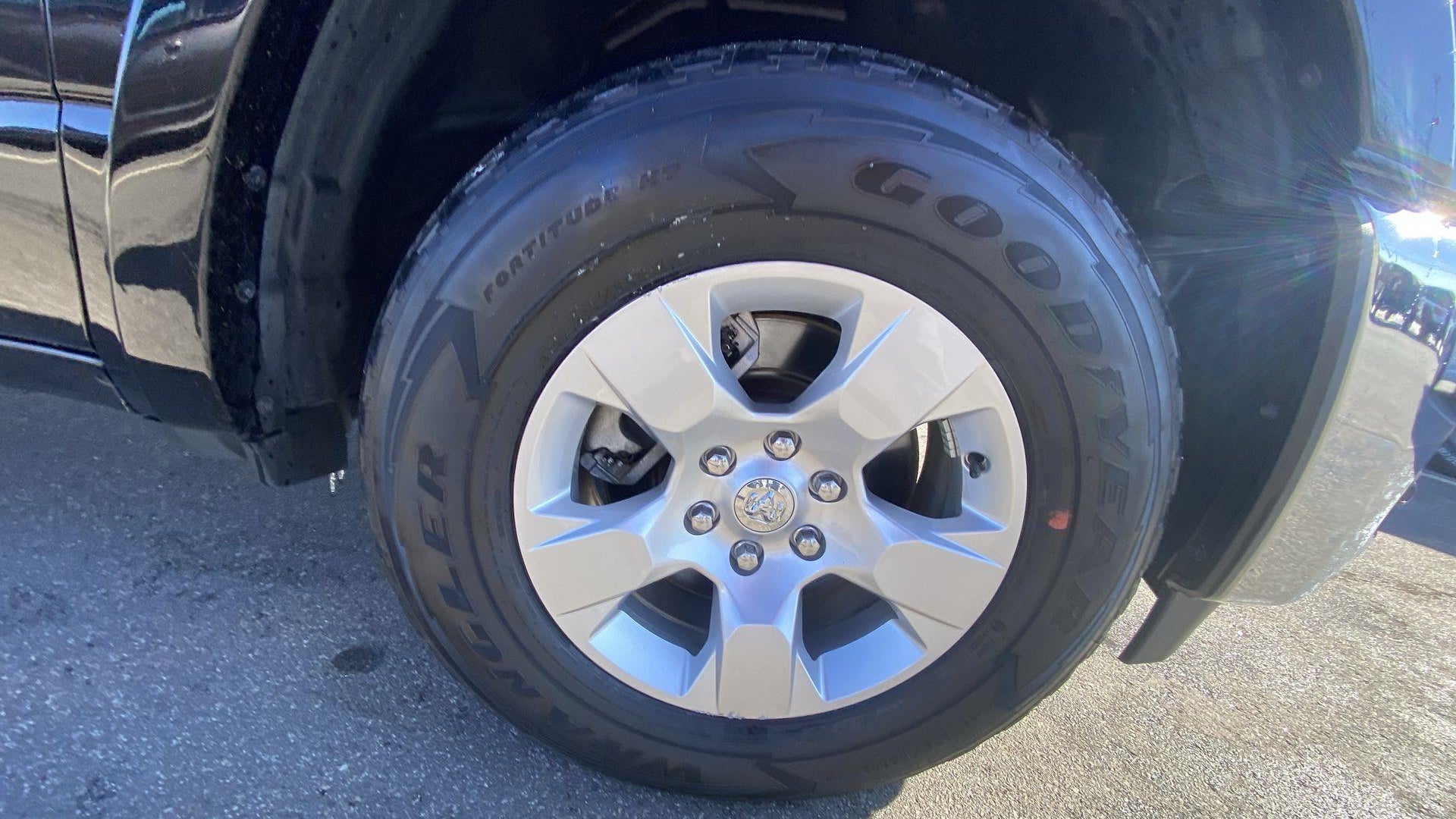 2025 Ram 1500 Lone Star