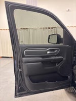 2025 1500 Thumbnail 18