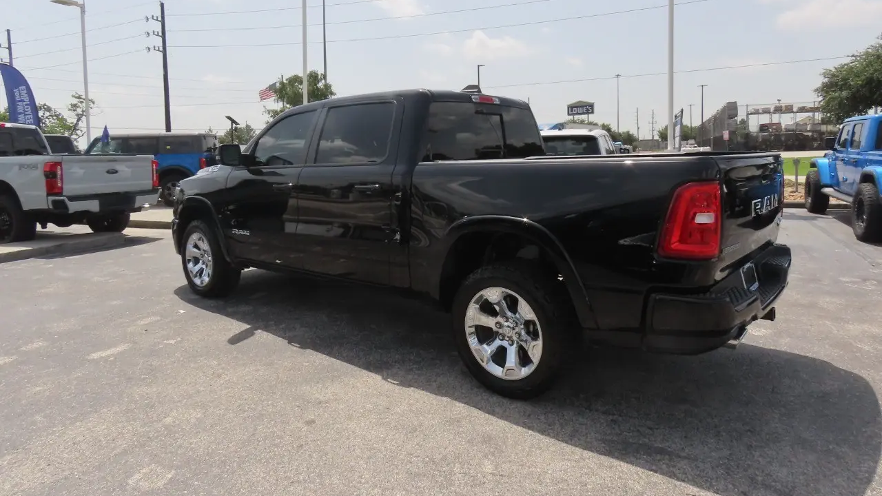 2025 Ram 1500 Lone Star