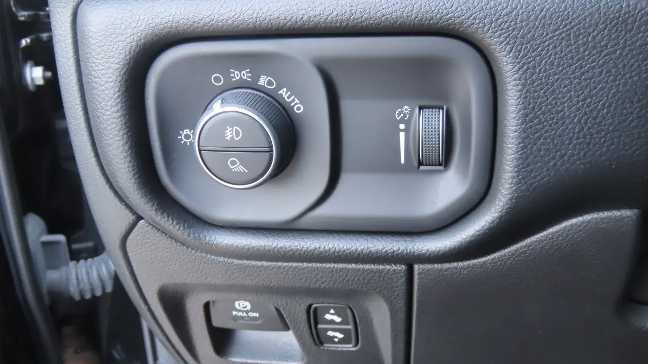 2025 Ram 1500 Lone Star