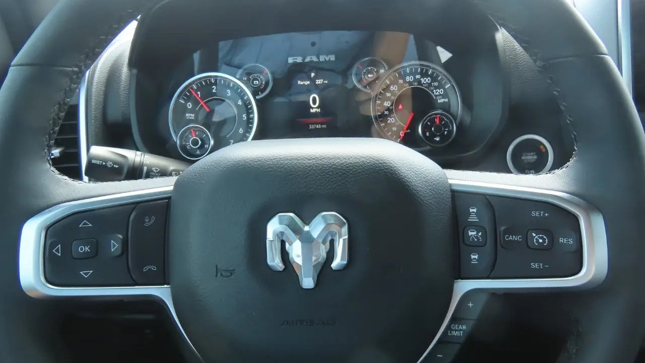2025 Ram 1500 Lone Star