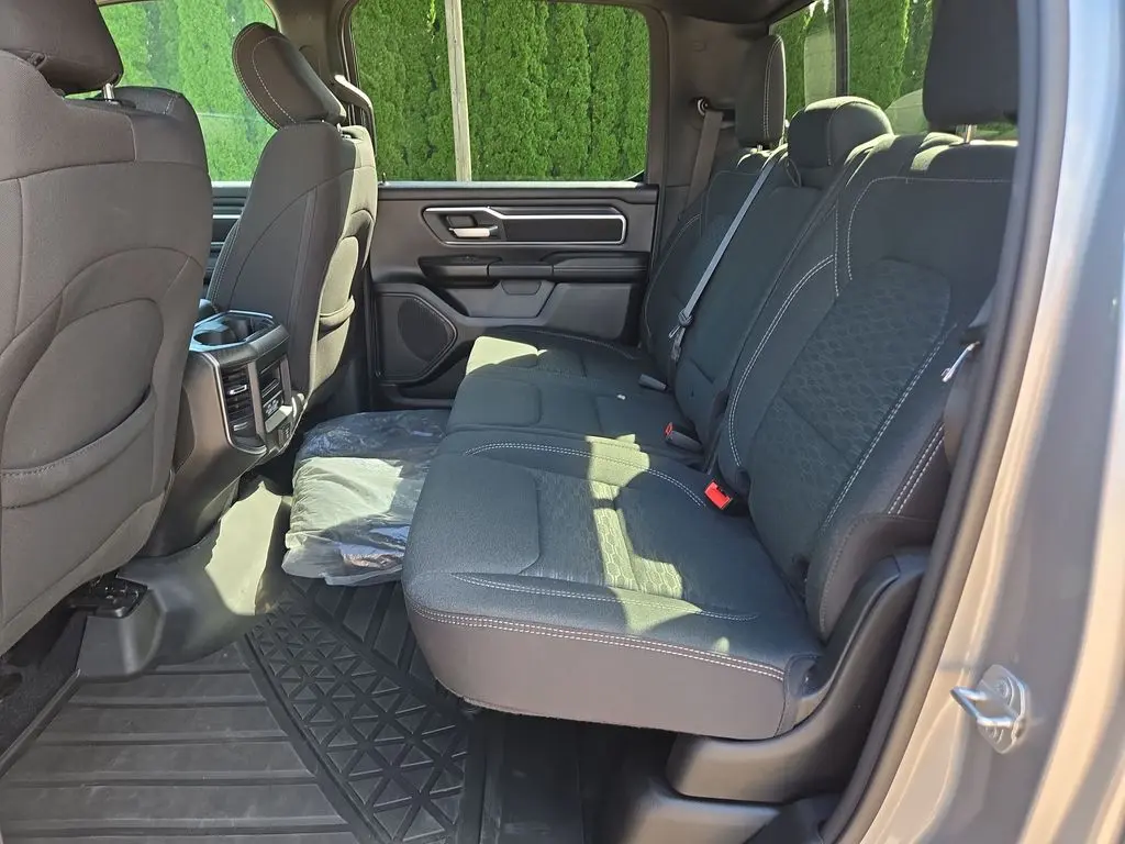 2025 Ram 1500 - $33,819