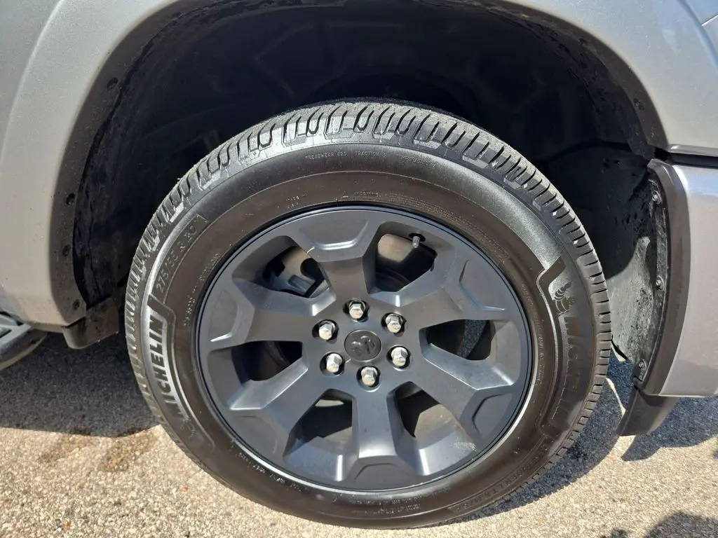 2025 Ram 1500 - $33,819