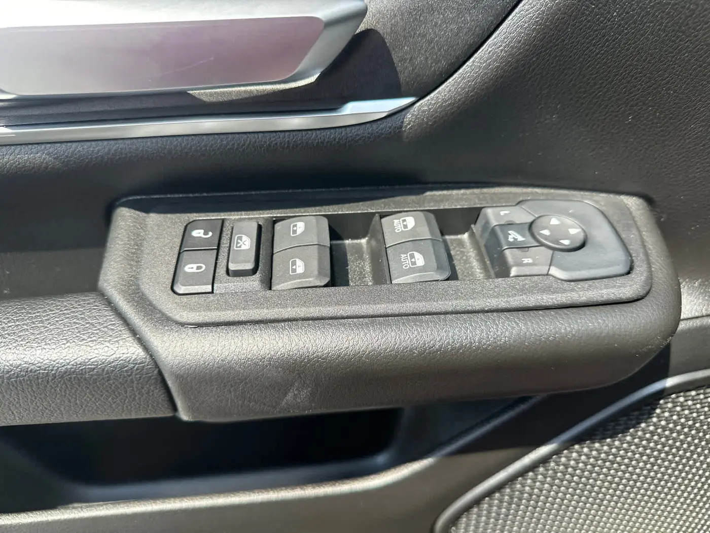 2025 Ram 1500 - $41,990