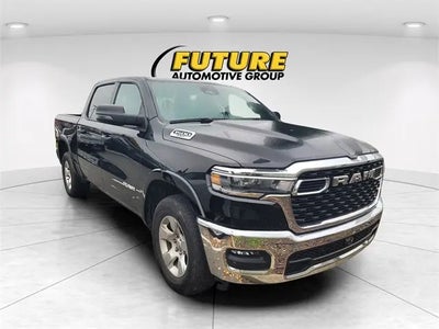 2025 RAM 1500 4X4 Big Horn 4DR Crew Cab 5.6 FT. SB Pickup