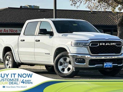 2025 RAM 1500 4X4 Big Horn 4DR Crew Cab 5.6 FT. SB Pickup