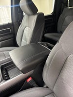 2025 1500 Thumbnail 19