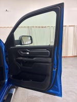 2025 1500 Thumbnail 34