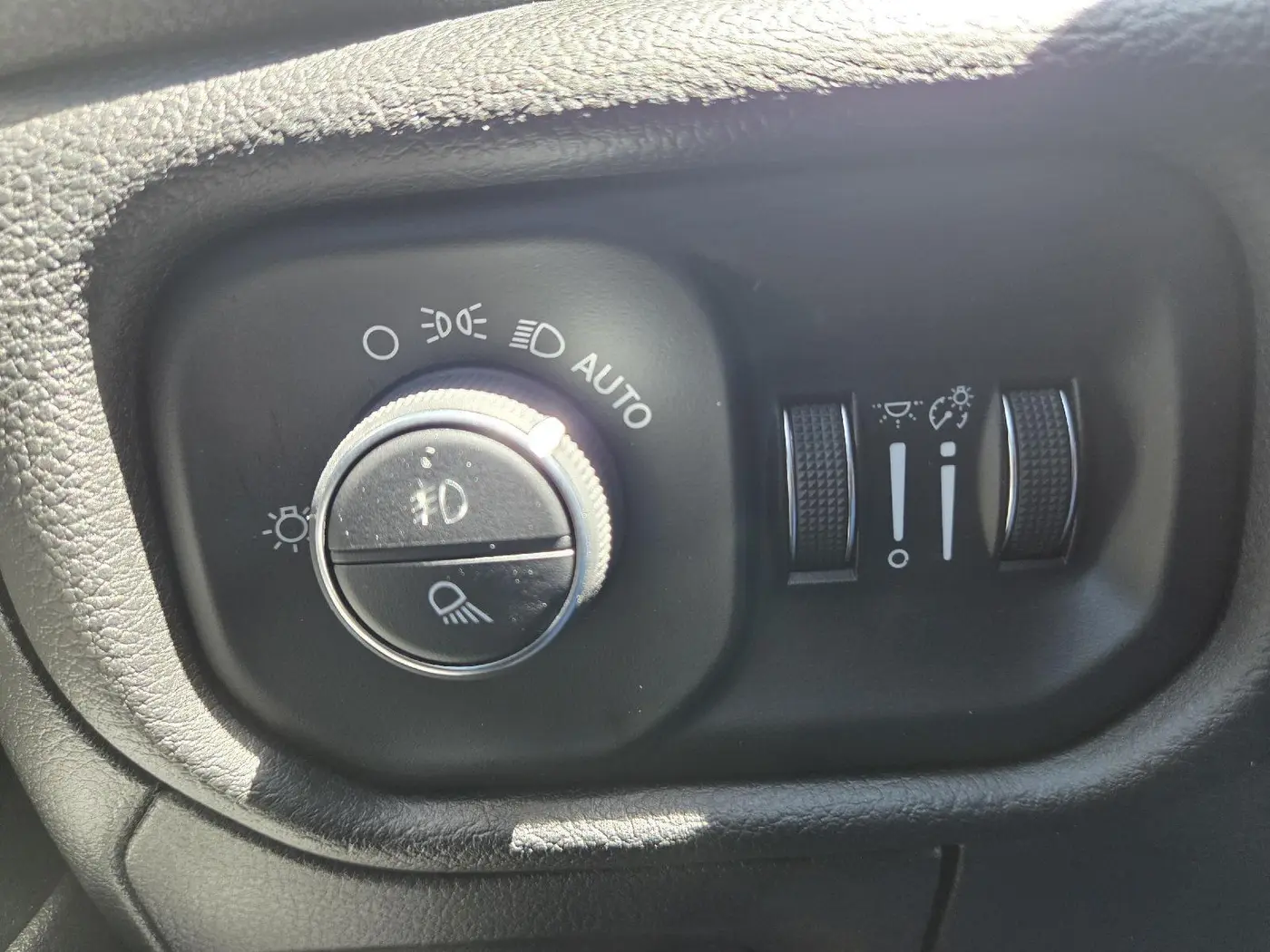 2026 Ram 1500 - $50,744