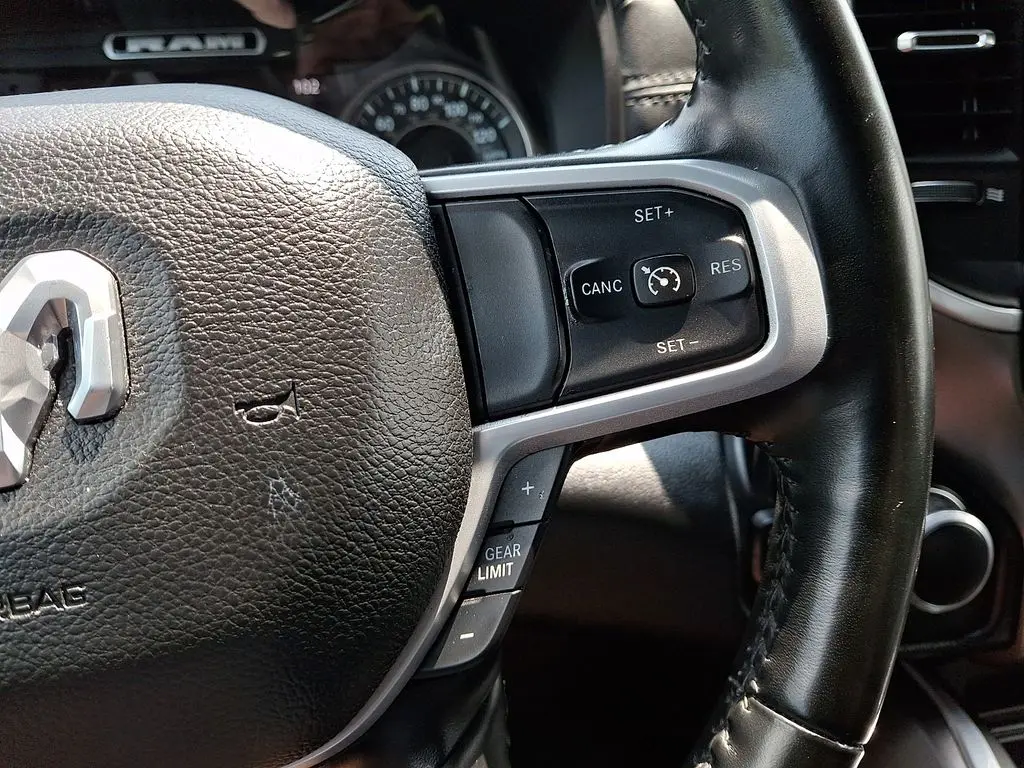 2022 Ram 1500 - $33,000