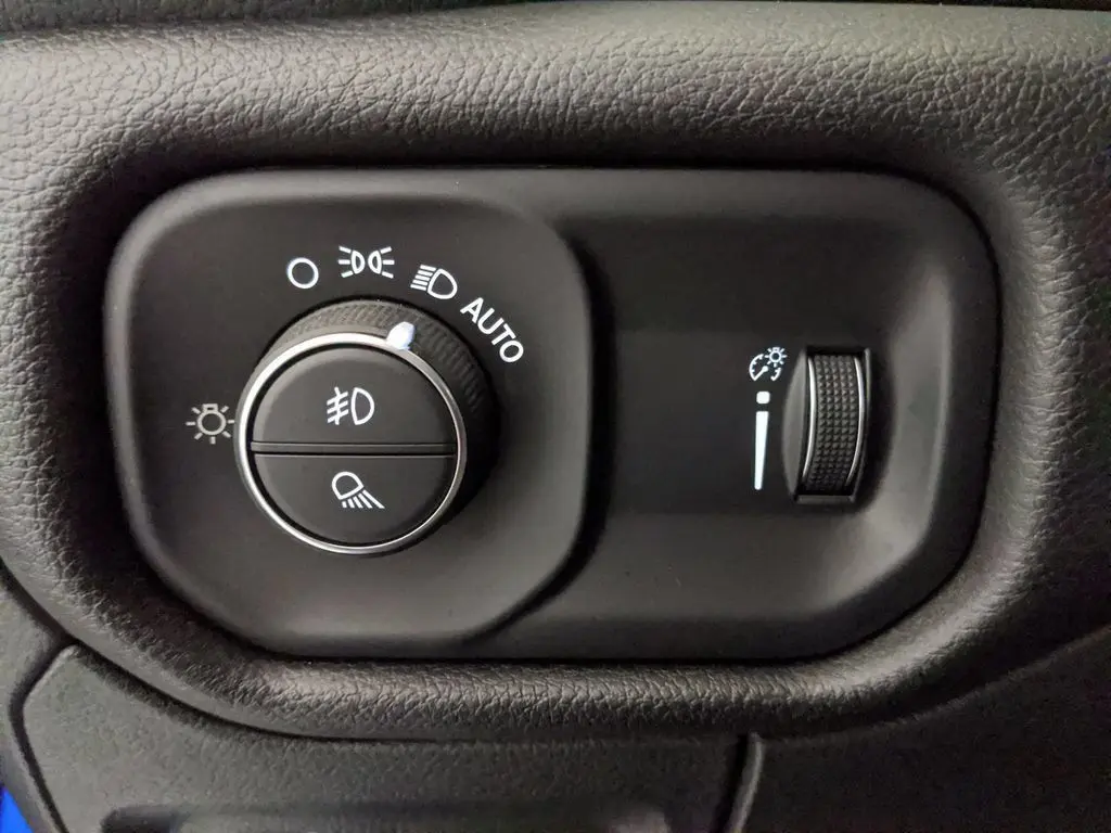 2023 Ram 1500 - $42,932