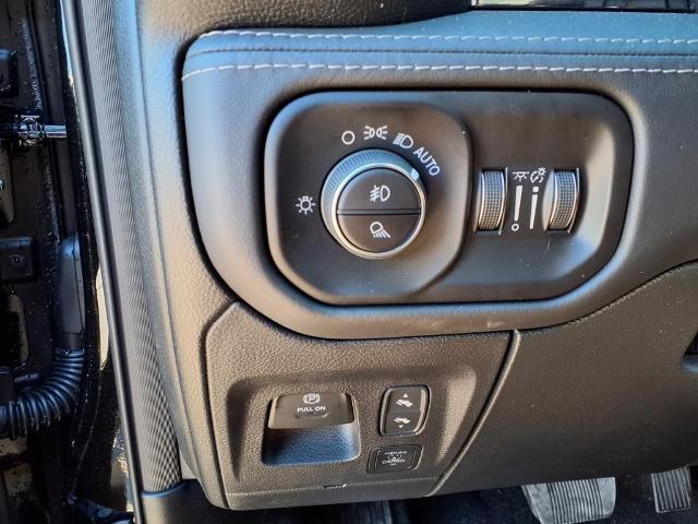 2025 Ram 1500 - $55,814