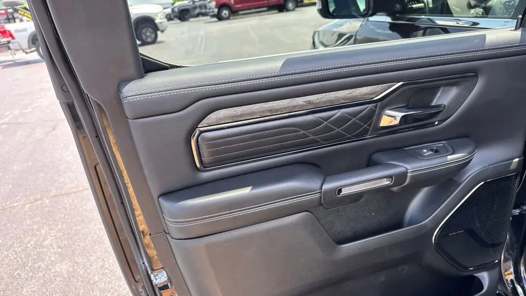 2025 Ram 1500 Limited