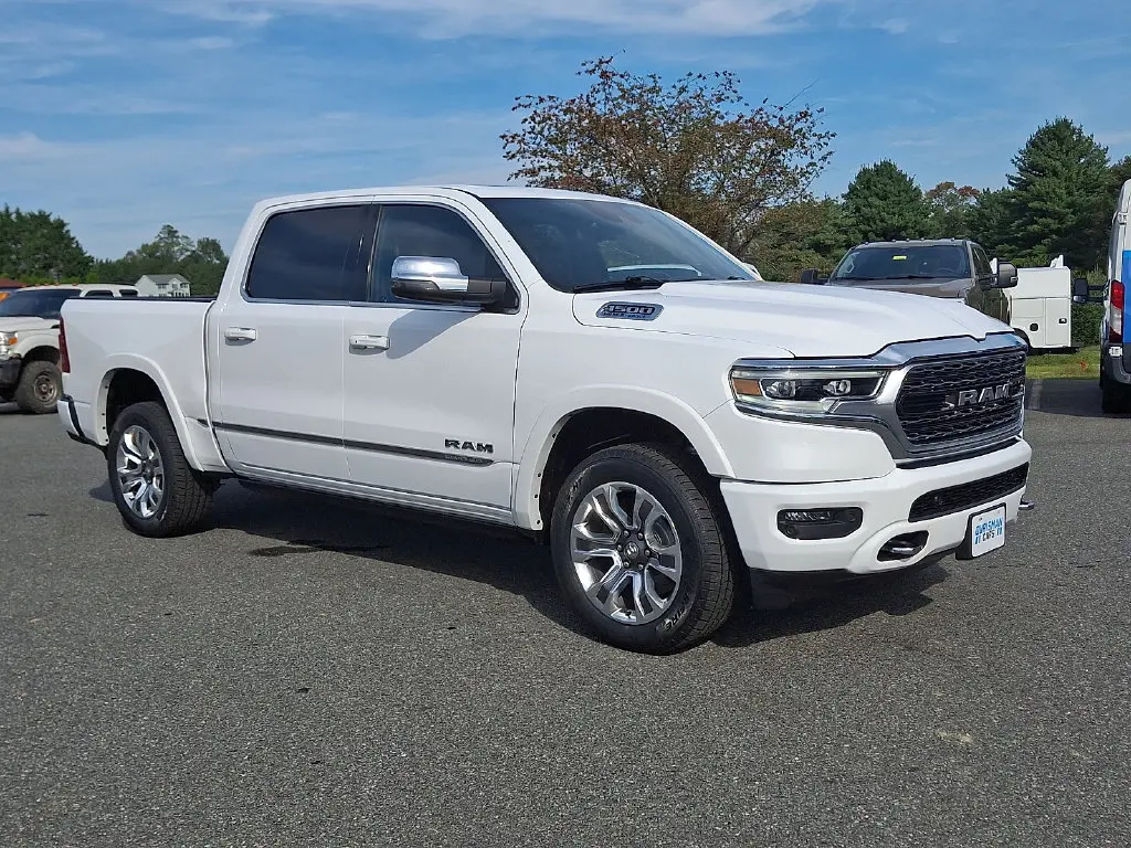 2023 Ram 1500 - $43,200