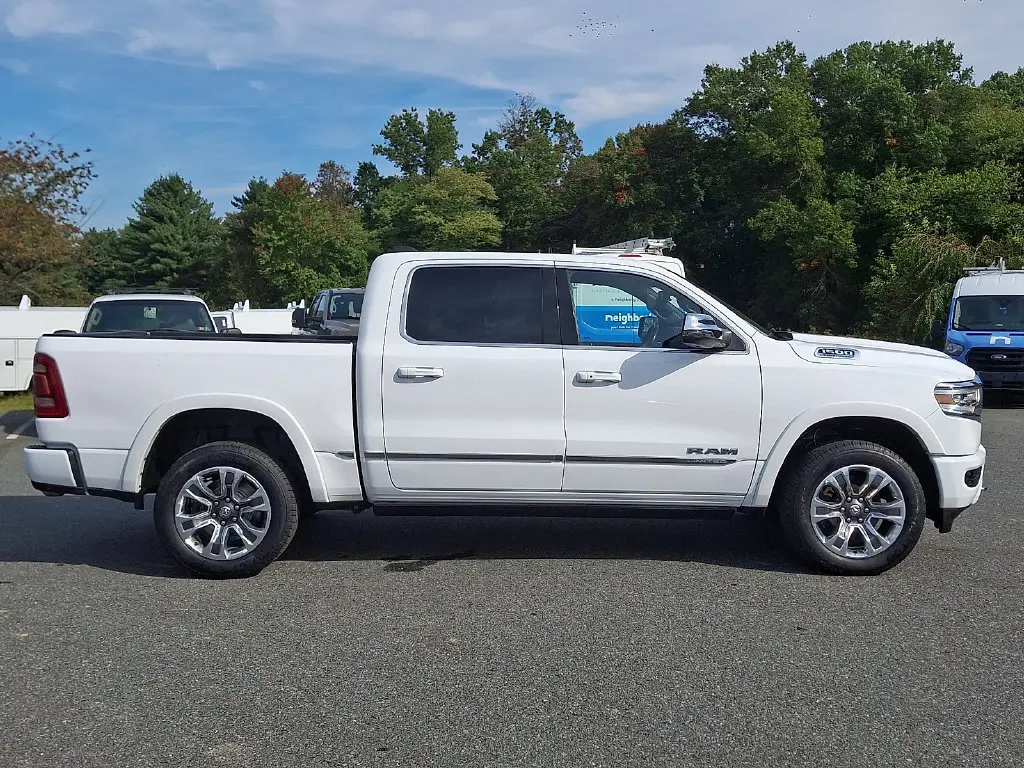 2023 Ram 1500 - $43,200