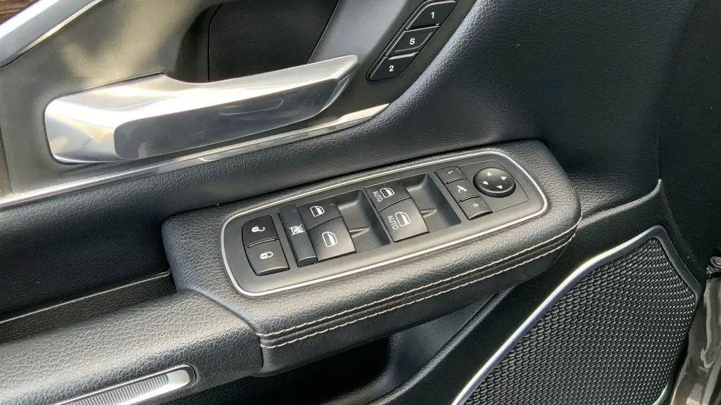 2020 Ram 1500 Laramie