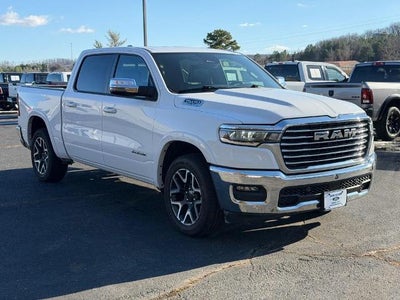 2025 RAM 1500 4X4 Laramie 4DR Crew Cab 5.6 FT. SB Pickup