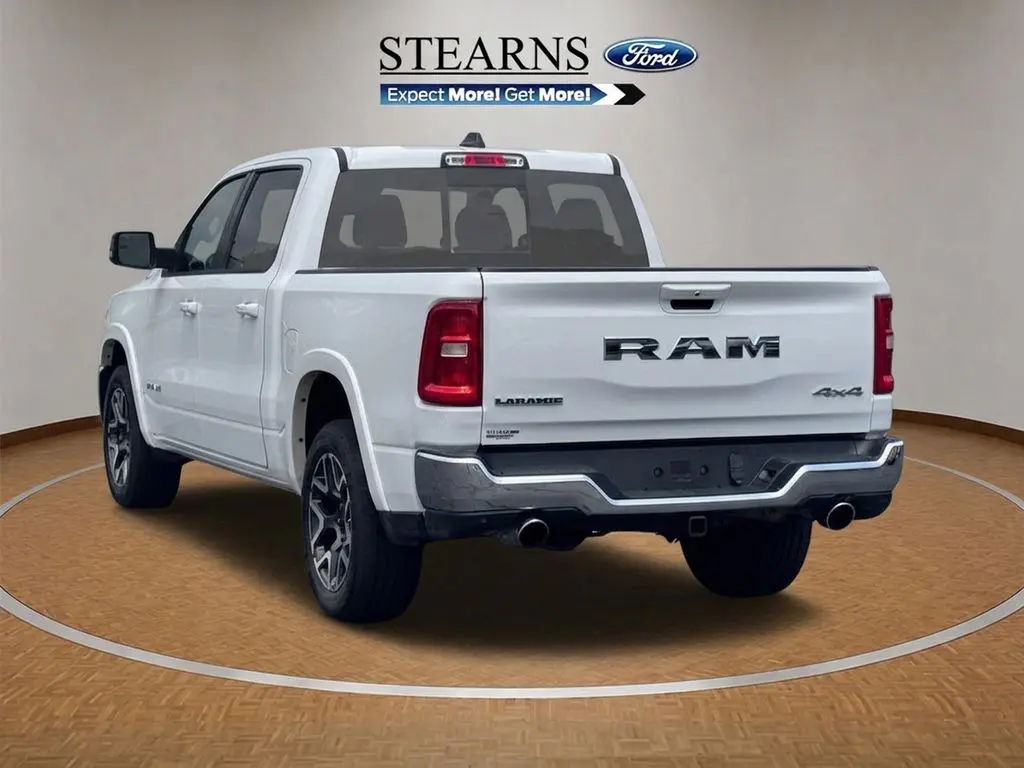 2025 Ram 1500 - $42,800