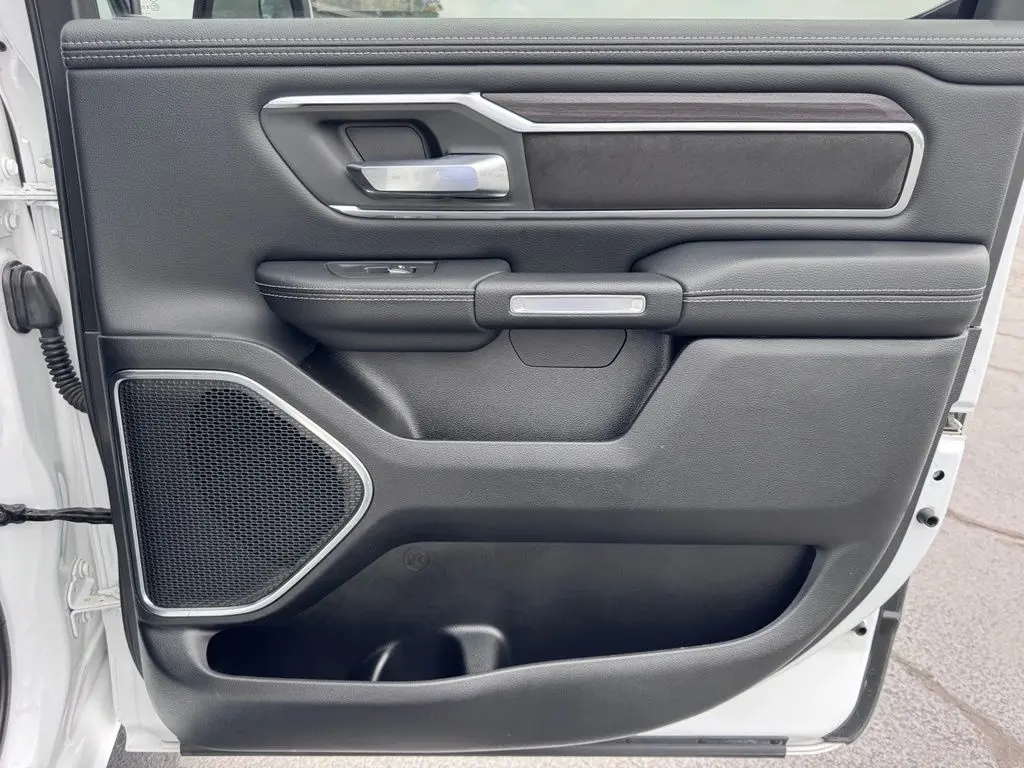 2025 Ram 1500 - $42,800