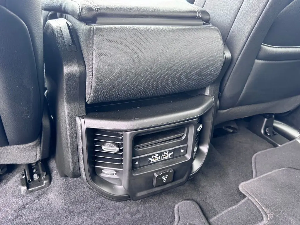 2025 Ram 1500 - $42,800