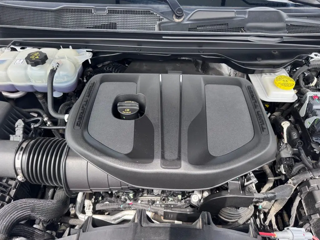 2025 Ram 1500 - $42,800